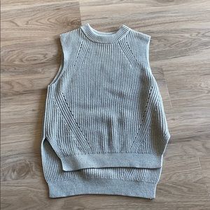 Uniqlo sweater vest